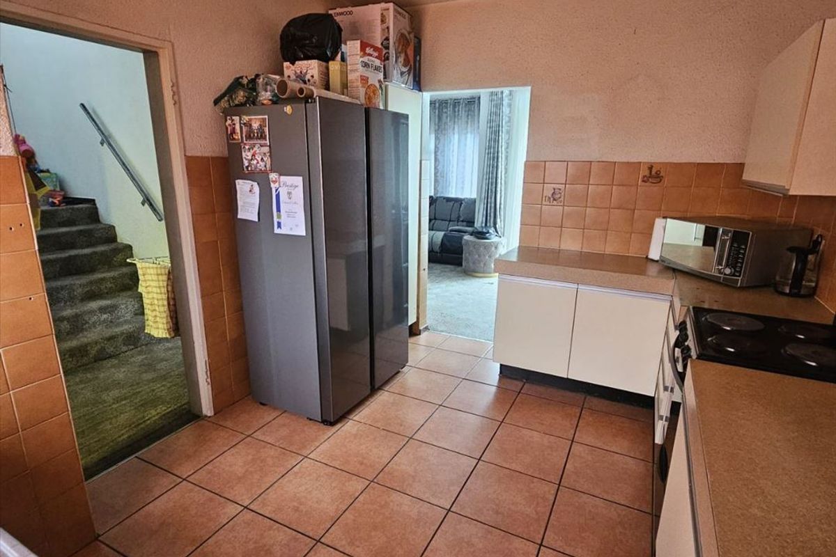 Lovely Duplex Town Home – Serene Surrounds - Photo 5