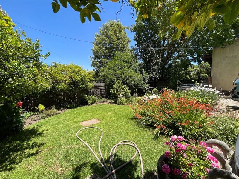 Immaculate Family Home – Space & Style - Photo 2