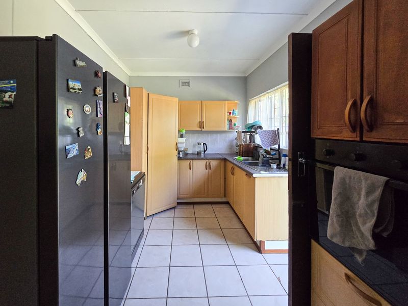 House With A flat For R1,450 000  !!! - Photo 7