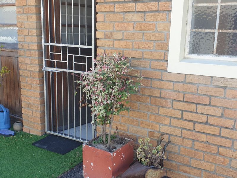 Good location 3-bedroom duplex with pool - Photo 3