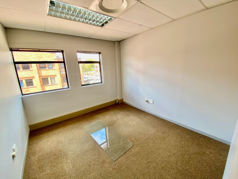 Modern Office Space To Let In Boardwalk - Photo 10