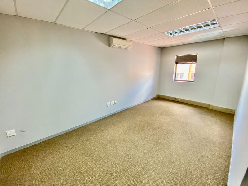 Modern Office Space To Let In Boardwalk - Photo 9