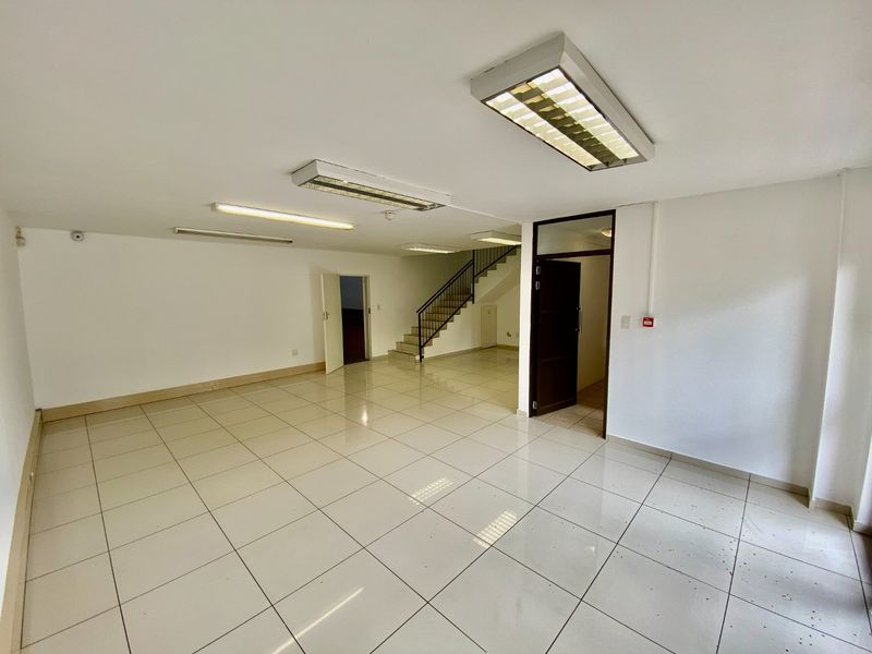 Prime Industrial Space To Let In Centurion - Photo 5
