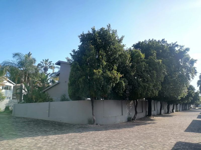 Stunning 2-Bedroom Full 1bath Apartment for Sale – Avon Aire Village, Northriding - Photo 6