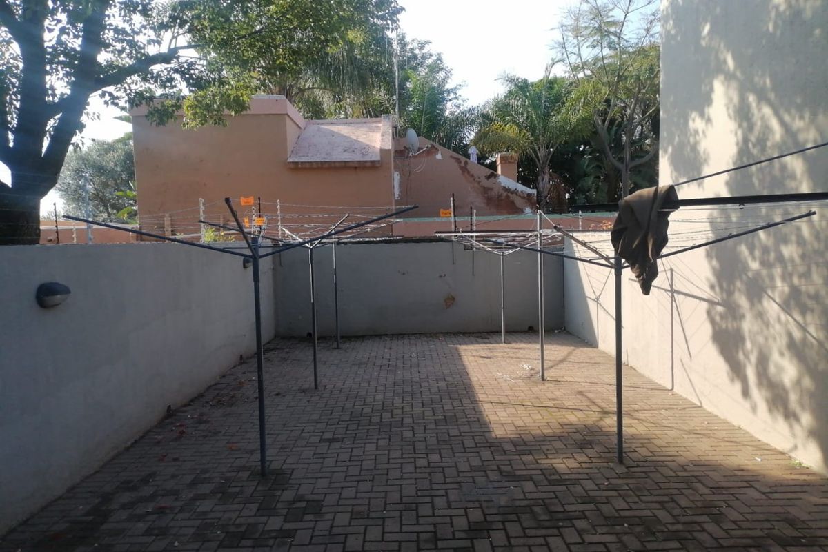 Stunning 2-Bedroom Full 1bath Apartment for Sale – Avon Aire Village, Northriding - Photo 5