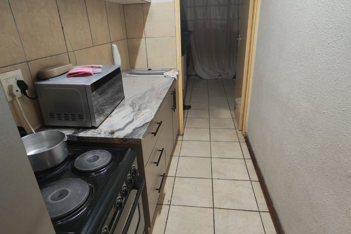 Why Pay Rent? - Photo 5