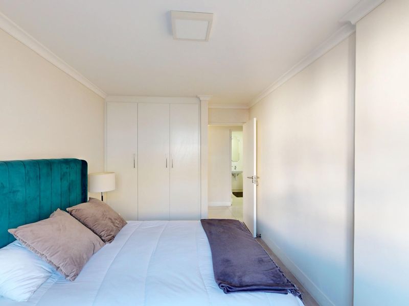 Modern 2 Bedroom Apartment at Chapel Towers – Urban Living in the Heart of Cape Town - Photo 8