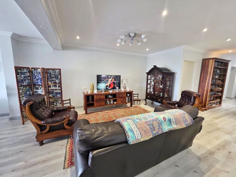 Guest House with Breathtaking Ocean Views – Wilderness - Photo 6