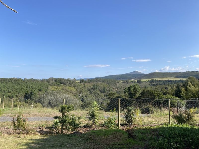 Tranquil 2-Bedroom Country Retreat in The Crags - Photo 8