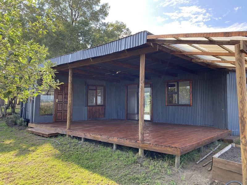 Tranquil 2-Bedroom Country Retreat in The Crags - Photo 3