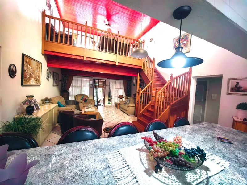 Neat and Comfortable Starter Home - Photo 10