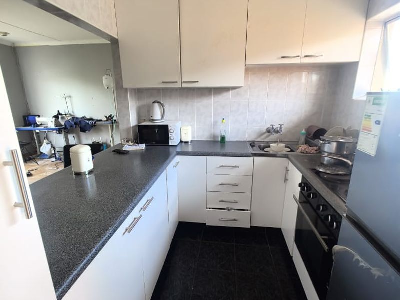 2 Bedrooms, 2 Bathrooms Apartment To Let In Windermere, Durban - Photo 5