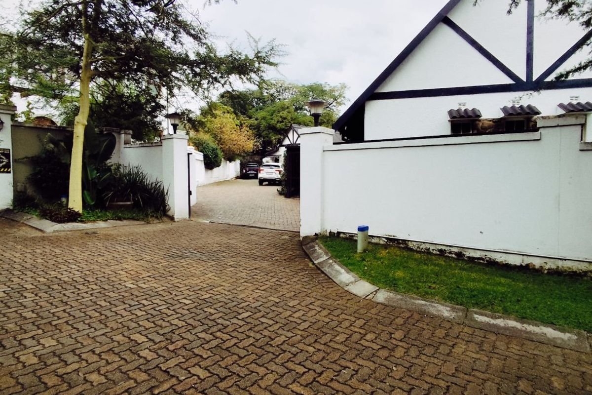 Incredible Multi-Unit Investment Opportunity – 4-in-1 Property Potential! - Photo 2