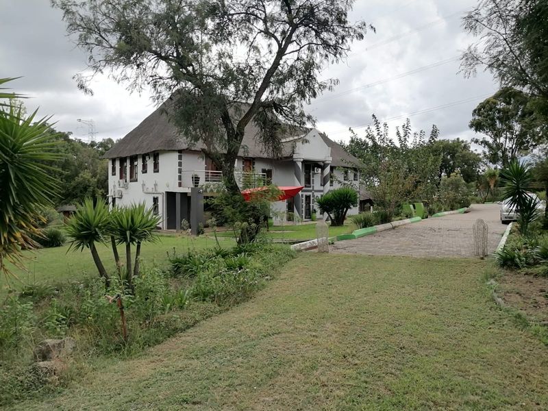 Gust-house apartment property available for rental with open parking - Photo 7