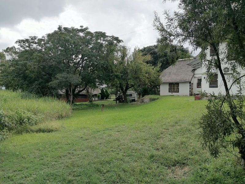 Gust-house apartment property available for rental with open parking - Photo 5