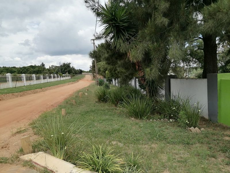 Gust-house apartment property available for rental with open parking - Photo 6