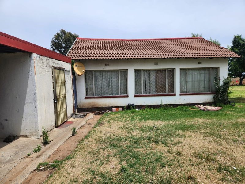 4.4 HECTARES FARM PROPERTY FOR SALE, - Photo 5