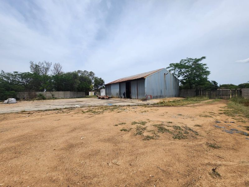 4.4 HECTARES FARM PROPERTY FOR SALE, - Photo 10