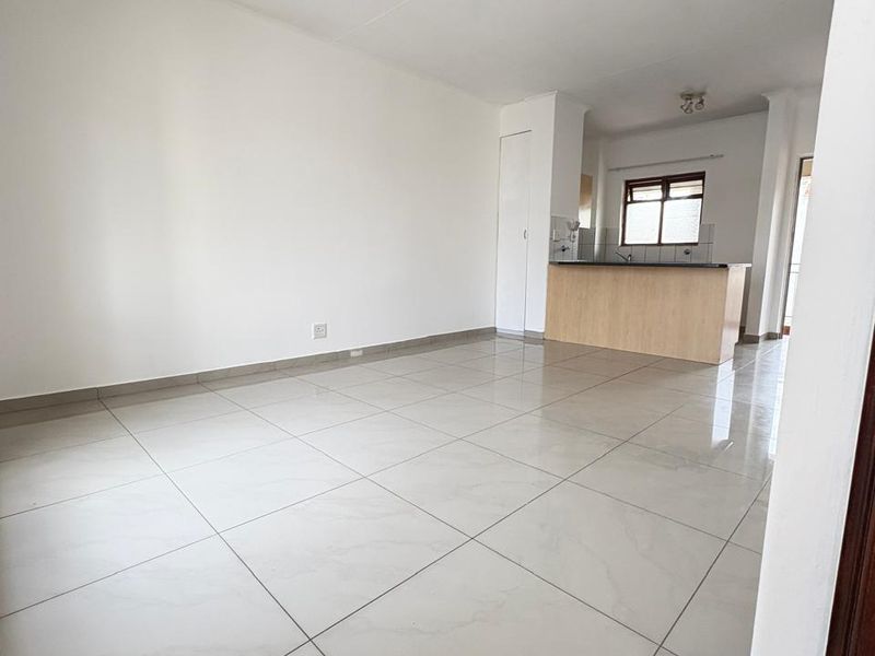1Bedroom apartment at Protea Estate in Noordwyk - Photo 5