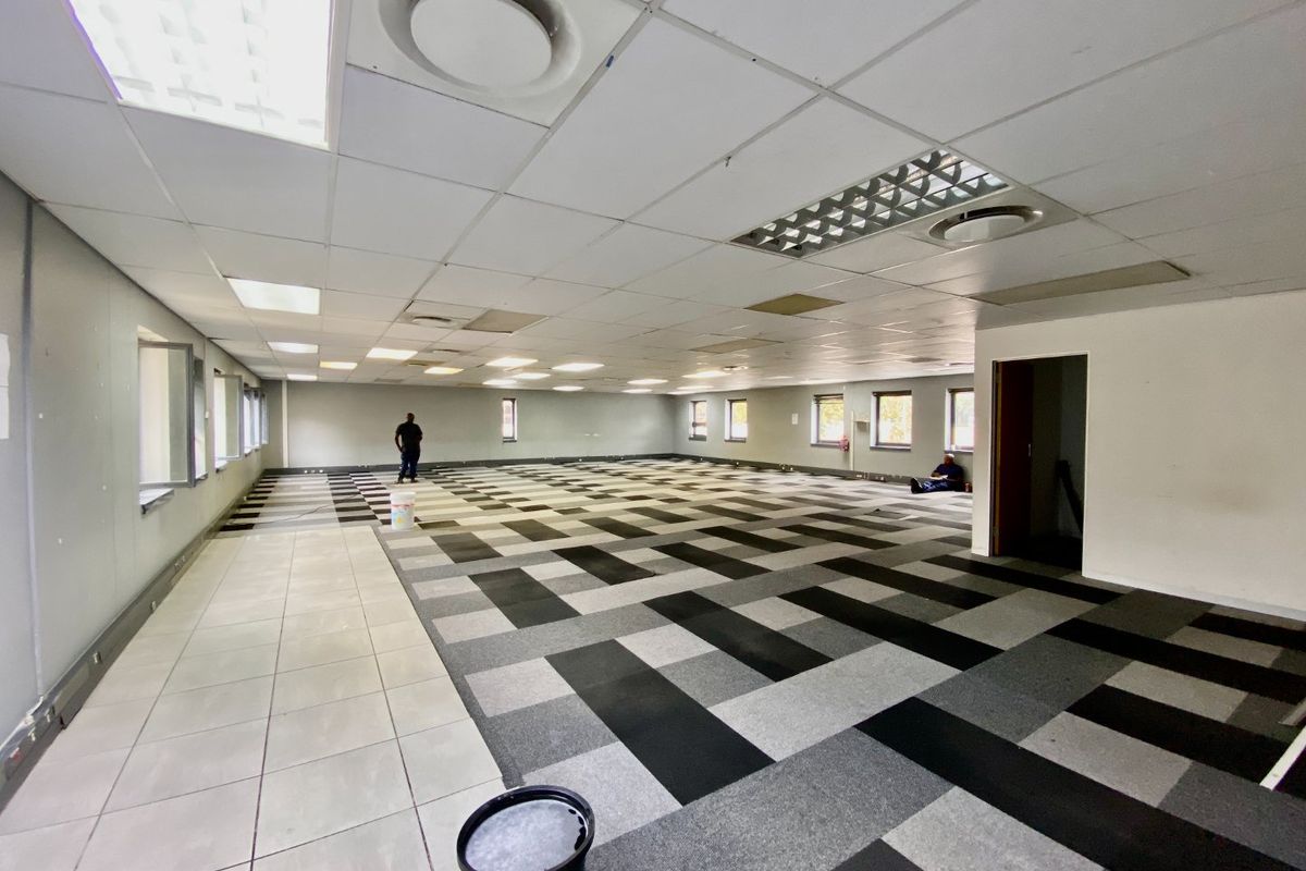 Prime Office Space To Let In Menlyn - Photo 4