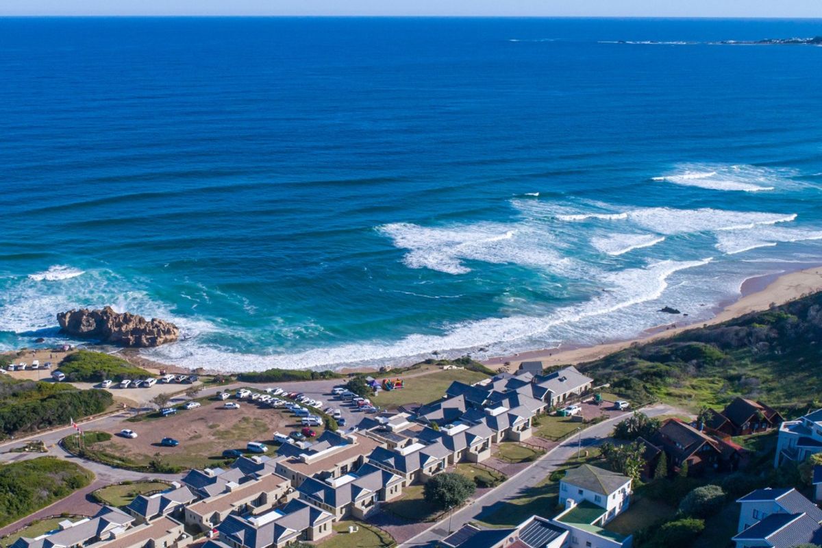Investment Opportunity: Fully Furnished Seaside Apartment at Brenton Haven - Photo 4