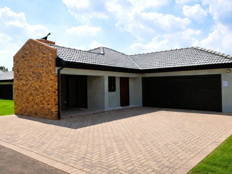 Discover the perfect opportunity to build your dream home with this exceptional plot and plan offering, designed for modern living and ultimate convenience. This thoughtfully planned development allows you to secure a prime stand and construct a stylish 3-bedroom home with a 70 sqm floor size, tailored to suit your lifestyle and personal preferences. - Photo 6