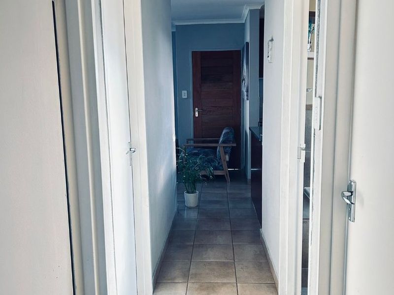 3 Bedroom to Let  in Kosmosdal - Photo 4