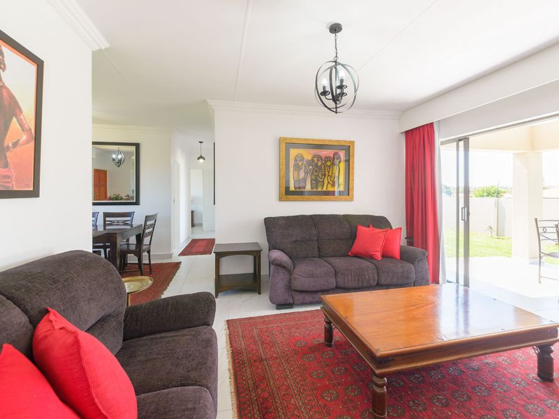 Discover the perfect opportunity to bring your dream home to life with this exceptional plot-and-plan offering. Situated on a generous 307 square meter stand, this property gives you the freedom to design and build a home that truly reflects your personal style, needs, and lifestyle. - Photo 4