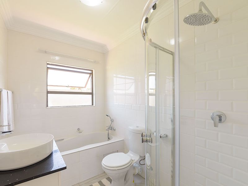 Discover the perfect opportunity to bring your dream home to life with this exceptional plot-and-plan offering. Situated on a generous 307 square meter stand, this property gives you the freedom to design and build a home that truly reflects your personal style, needs, and lifestyle. - Photo 7