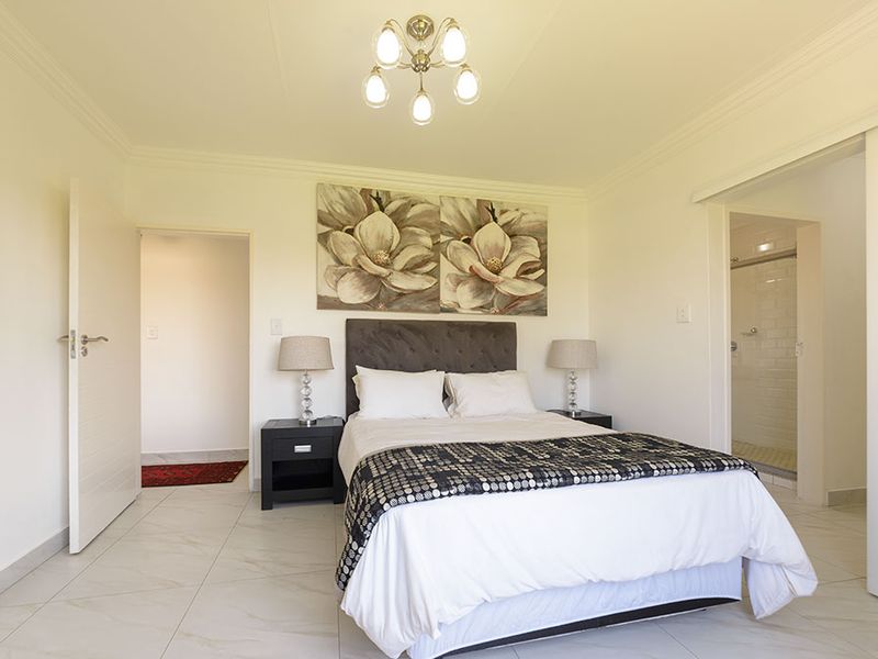 Discover the perfect opportunity to bring your dream home to life with this exceptional plot-and-plan offering. Situated on a generous 307 square meter stand, this property gives you the freedom to design and build a home that truly reflects your personal style, needs, and lifestyle. - Photo 6