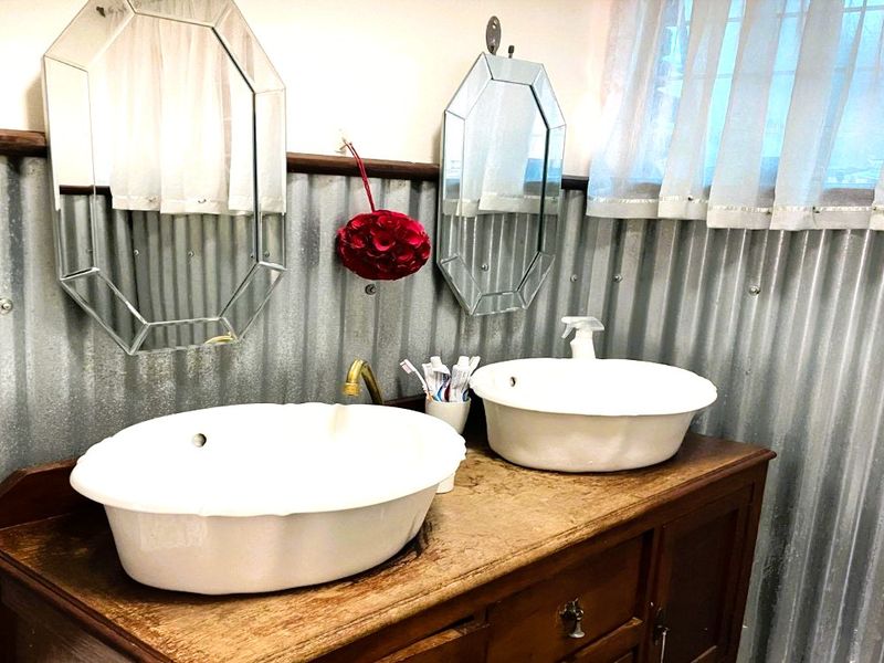 Discover exceptional family living in the heart of Lyttelton Manor, one of Centurion’s most established and sought-after suburbs. This spacious 4-bedroom home offers the perfect balance of comfort, functionality, and timeless charm—ideal for growing families or buyers looking for extra space to work and entertain. - Photo 3