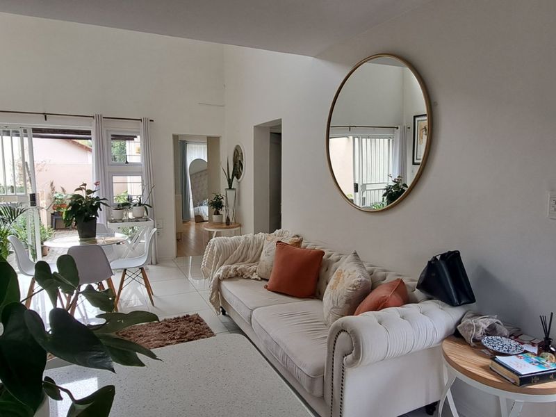 A Stunning Cluster Home – Don’t Miss Out! - Photo 2
