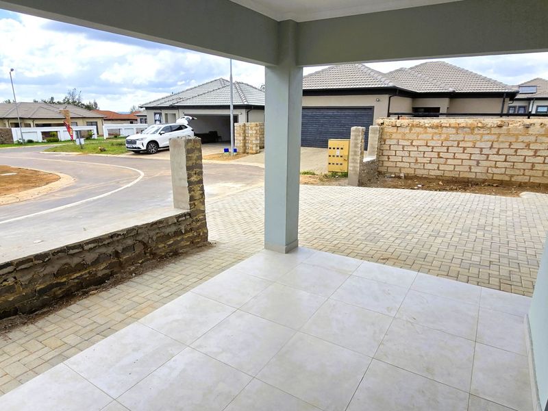 Discover the perfect opportunity to build your dream home in the charming town of Rayton. This exciting plot and plan option offers a thoughtfully designed 95 sqm home, combining modern comfort with the freedom to create a space that truly reflects your lifestyle. - Photo 7