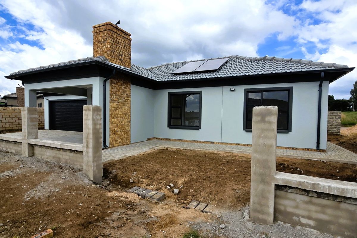 Discover the perfect opportunity to build your dream home in the charming town of Rayton. This exciting plot and plan option offers a thoughtfully designed 95 sqm home, combining modern comfort with the freedom to create a space that truly reflects your lifestyle. - Photo 5