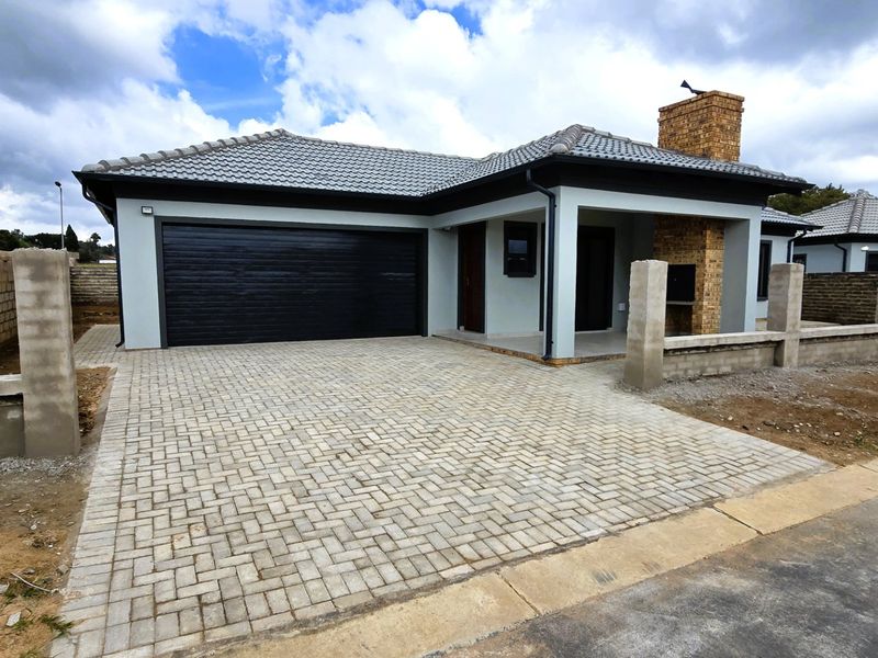 Discover the perfect opportunity to build your dream home in the charming town of Rayton. This exciting plot and plan option offers a thoughtfully designed 95 sqm home, combining modern comfort with the freedom to create a space that truly reflects your lifestyle. - Photo 4