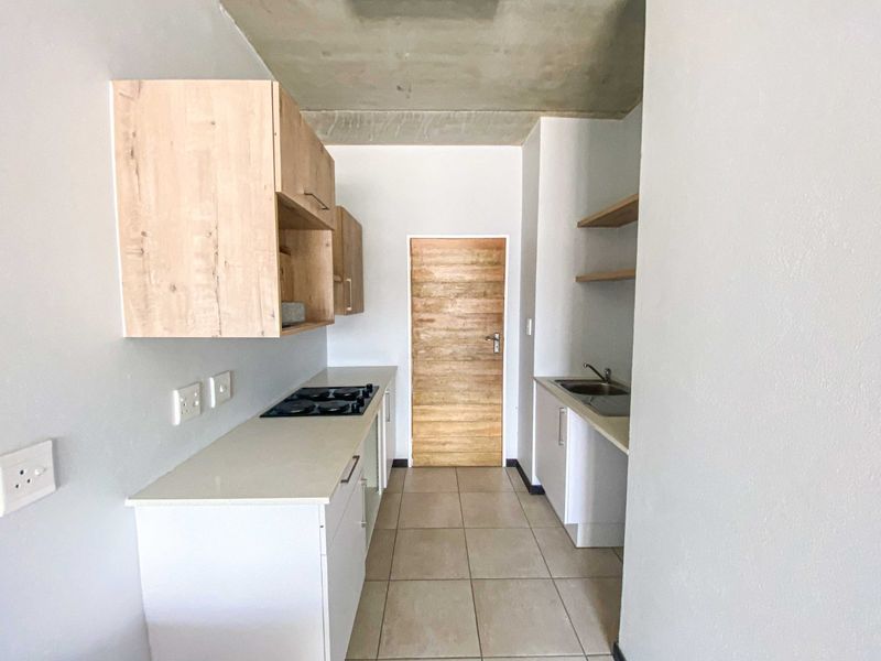 Two Bedroom Apartment To Let - Photo 6