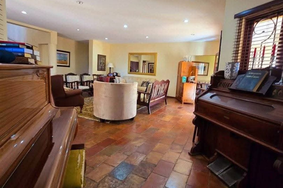 4 Bed House in Doringkruin for Sale - Photo 5