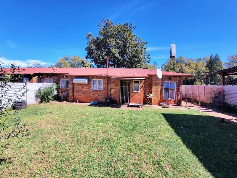 2 Bedroom Home with 1 Bedroom Flatlet - Photo 10