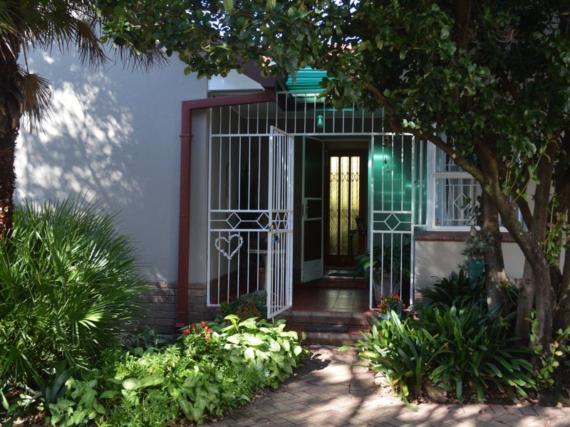 Family Haven in La hoff with Fibre and Borehole - Photo 7