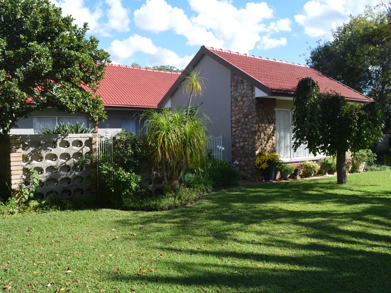 Family Haven in La hoff with Fibre and Borehole - Photo 5