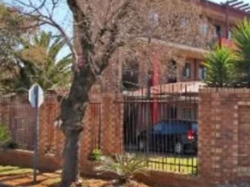1 Bedroom Flat for Sale in Kempton Park  R320 000 - Photo 6
