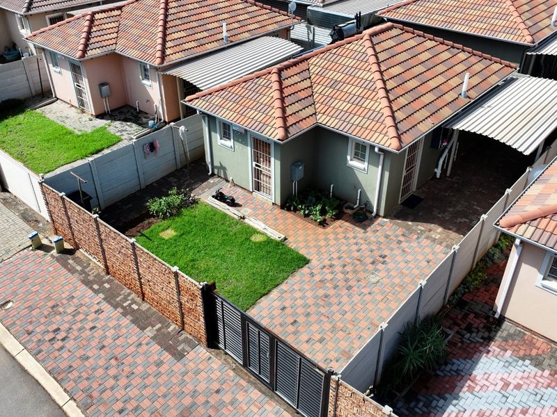 Stunning 3Bedroom House for Sale in Sky City - Photo 4