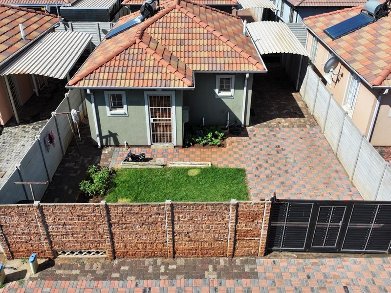 Stunning 3Bedroom House for Sale in Sky City - Photo 2