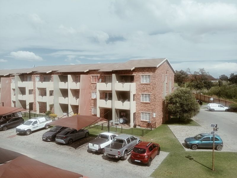 Step into Comfort with this Beautiful 2-Bedroom Apartment! - Photo 3