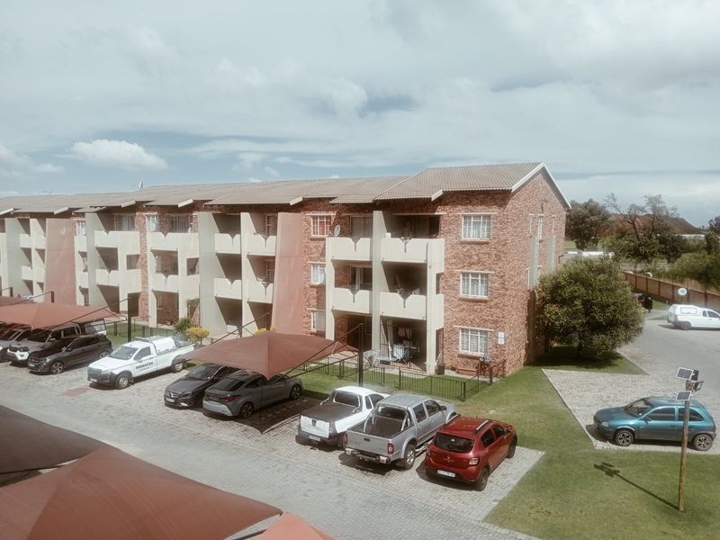 Step into Comfort with this Beautiful 2-Bedroom Apartment! - Photo 2