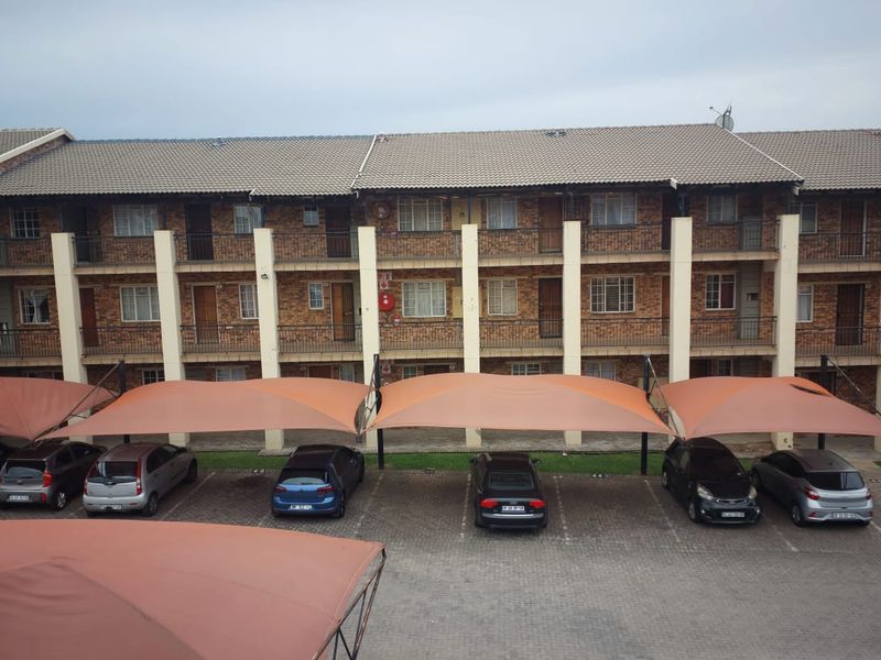 Step into Comfort with this Beautiful 2-Bedroom Apartment! - Photo 6