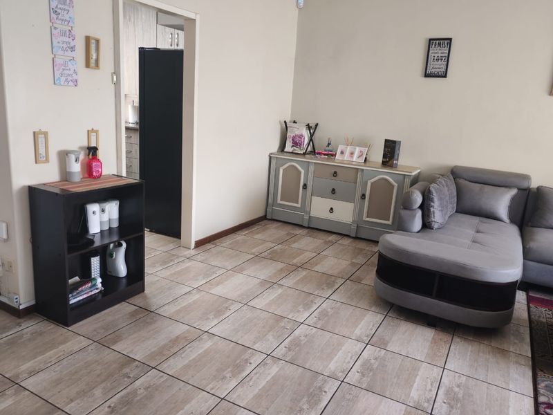 Stunning and neat duplex to rent in Eldoreigne - Photo 4