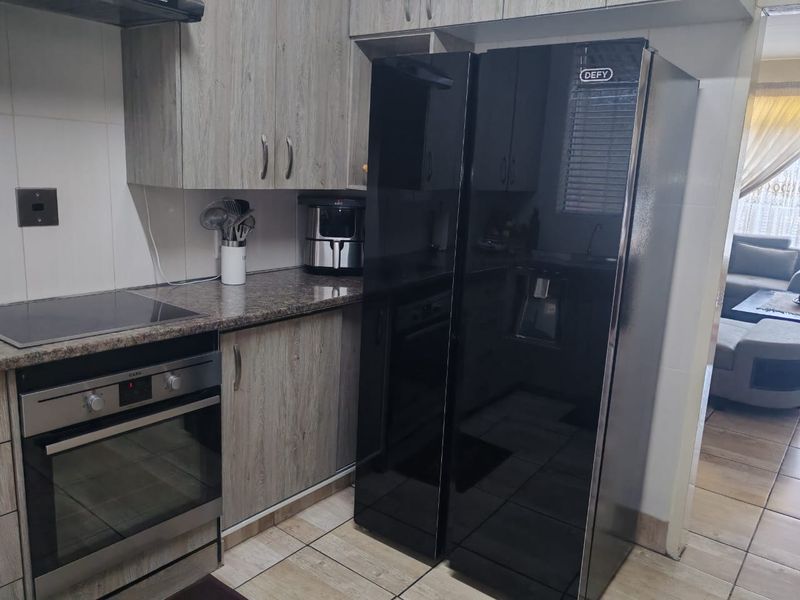 Stunning and neat duplex to rent in Eldoreigne - Photo 3