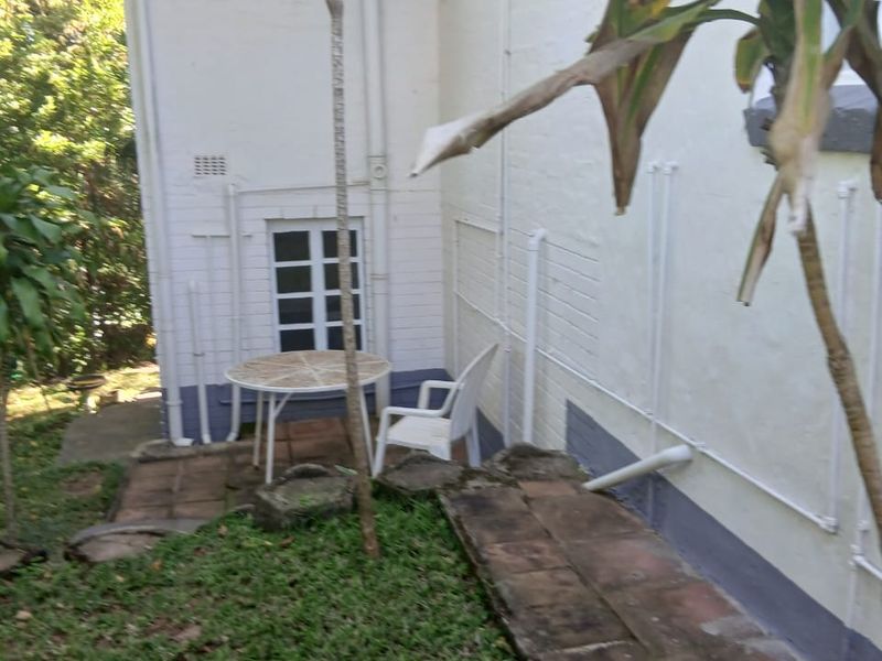 PET FRIENDLY SPACIOUS FAMILY HOME. - Photo 4