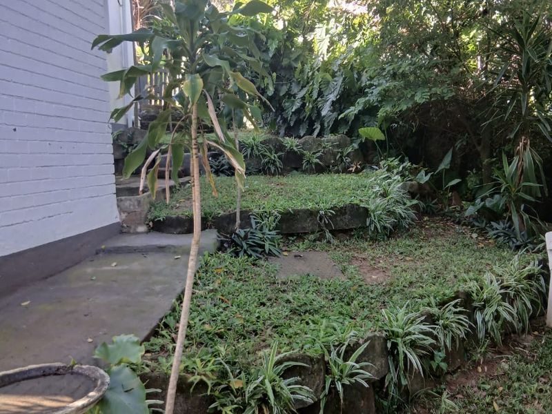 PET FRIENDLY SPACIOUS FAMILY HOME. - Photo 2